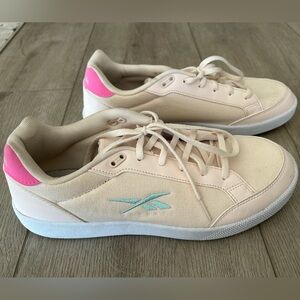 Reebok Sneaker - size 10
